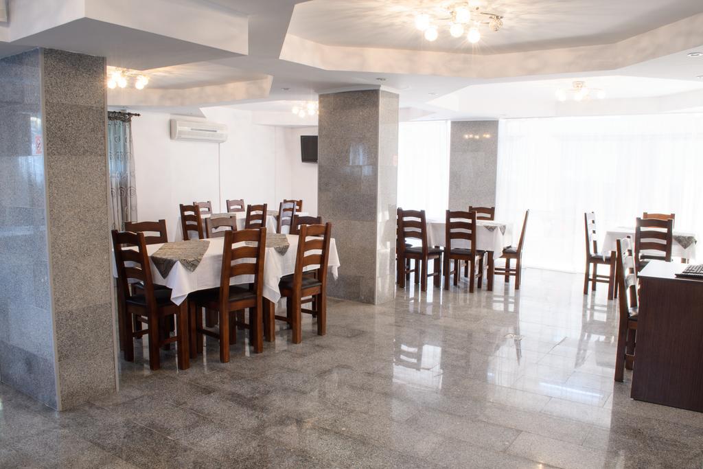 Hotel Clas เอโฟริเอนอร์ด ภายนอก รูปภาพ